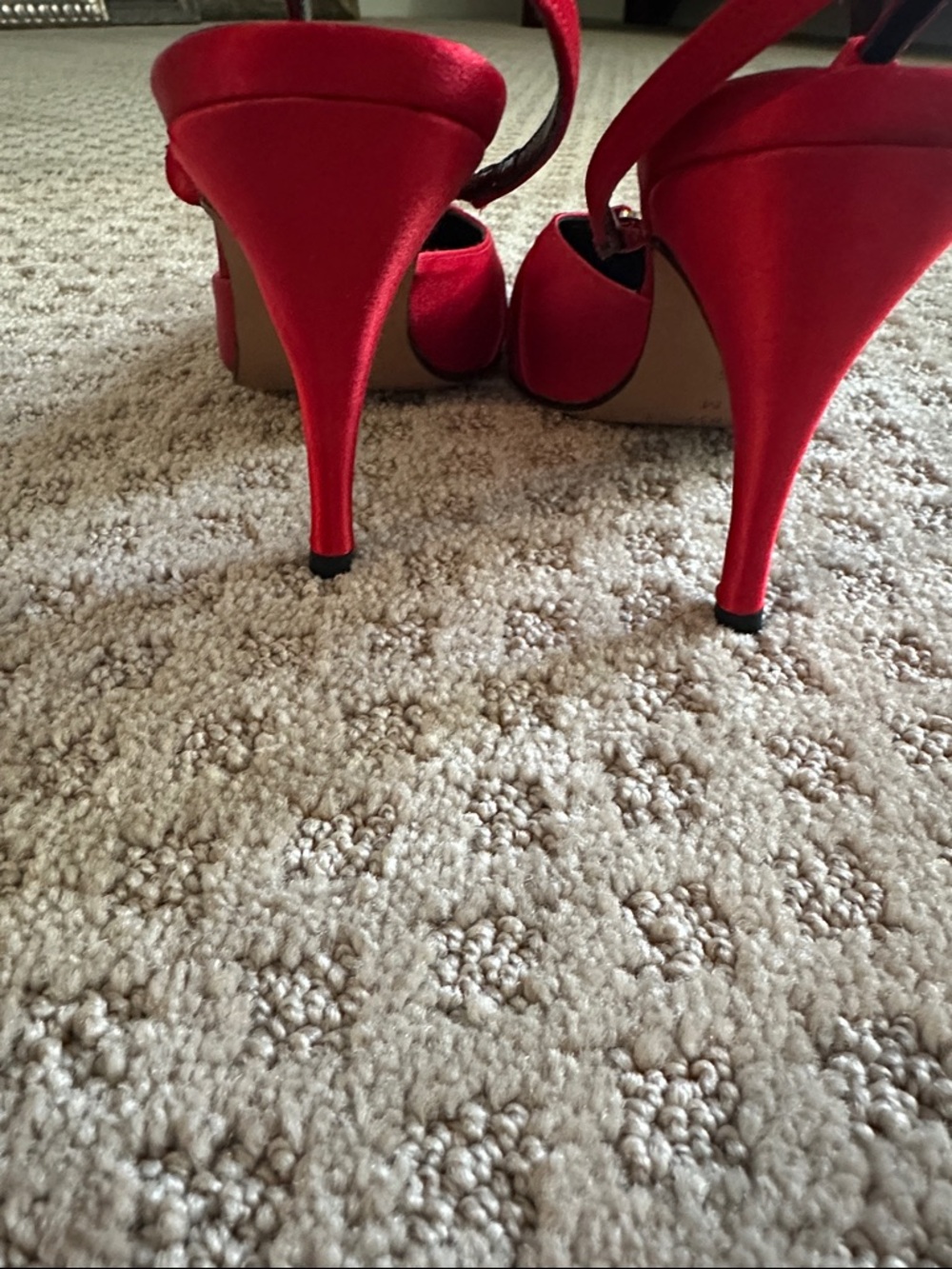 RED slingbacks 🔥 - Picture 4 of 5